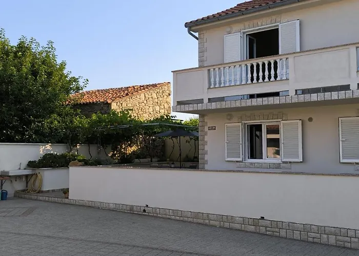 Private Detached House-2 Bedroom&3 Bathroom With Relaxing Garden Terrace-grubelic House Βίλα